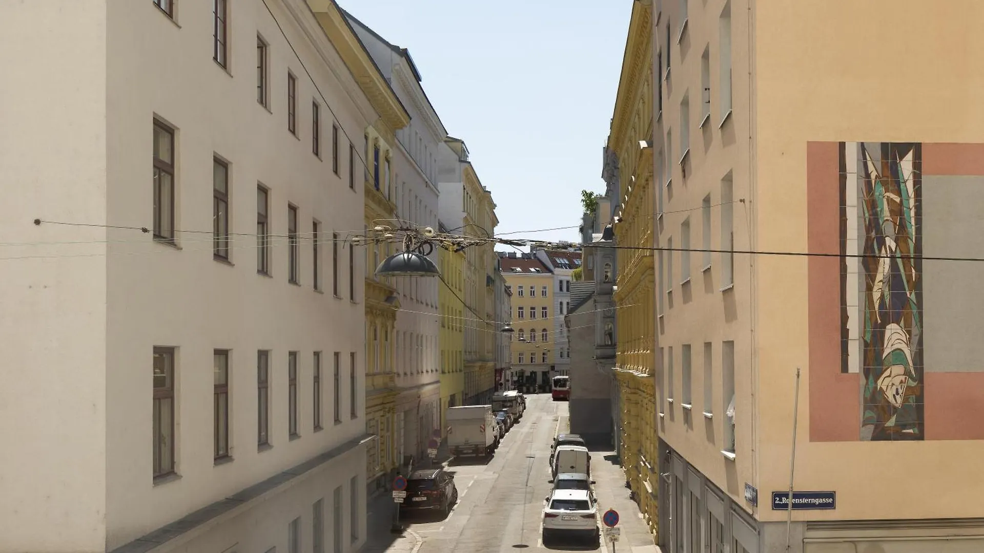 Retro Apartment In The City Center. Vídeň